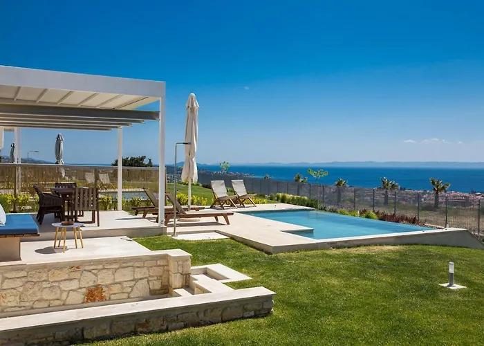 Arthill Eco וילה ניקיטי